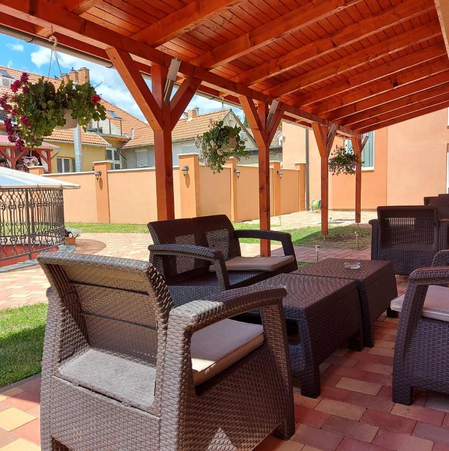 פץ' Hotel Barbakan מראה חיצוני תמונה